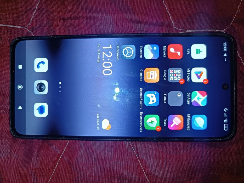 Продаётся мобильный телефон REDMI NOTE 14