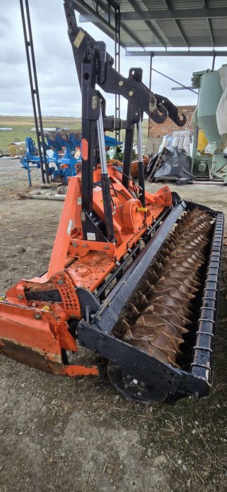 Freza grapa rotativa de pamant Maschio 3 metri