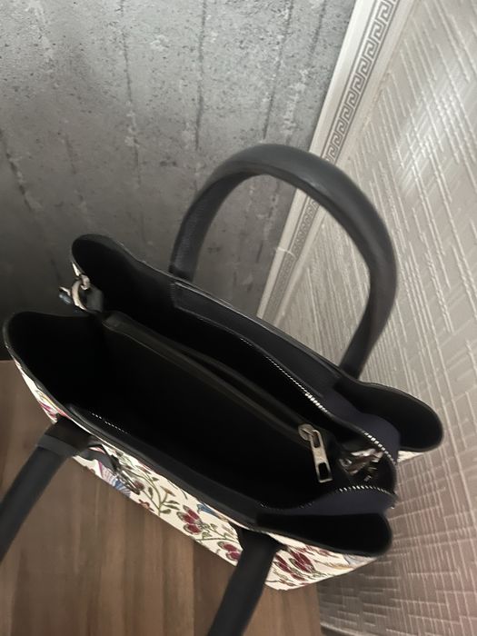 Дамска чанта