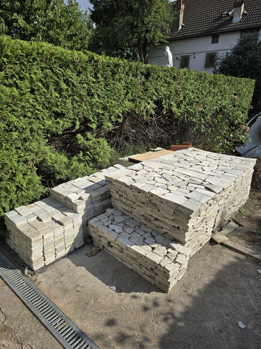 Vand piatra naturala pentru pavaje sau placare curte, gradina