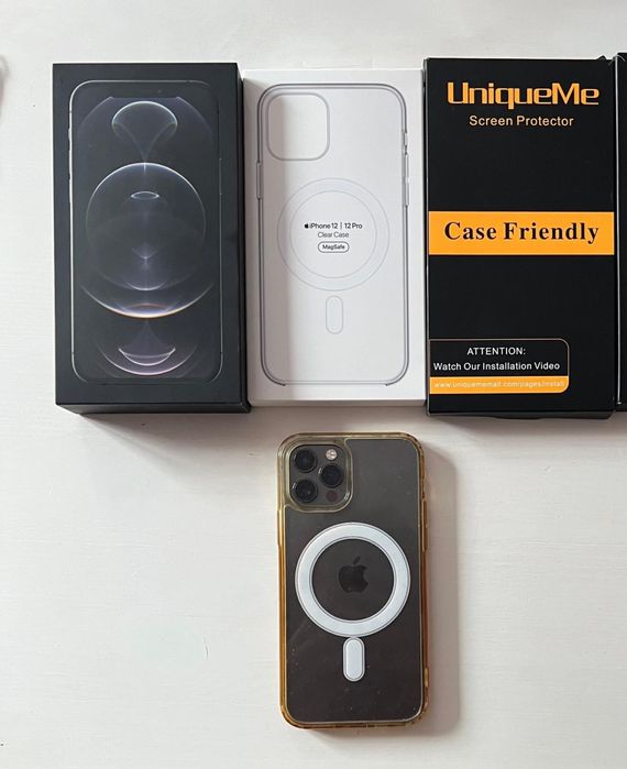 iPhone 12 Pro 512 GB cu accesorii