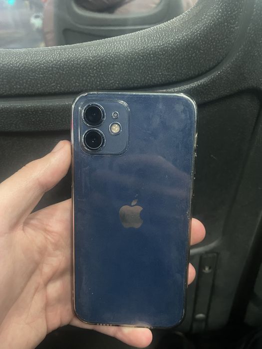 Продам айфон 12 синий