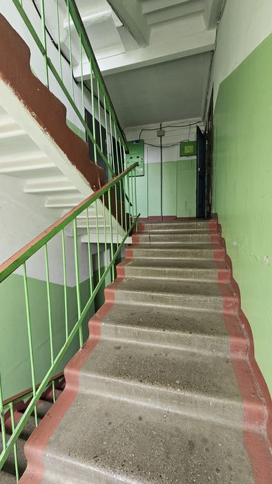 Продам комнатную квартиру на Аблакетке