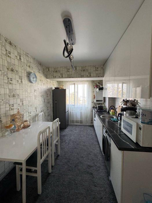 uy ijaraga beriladi sentirda ayrim jixozlari bor kunli