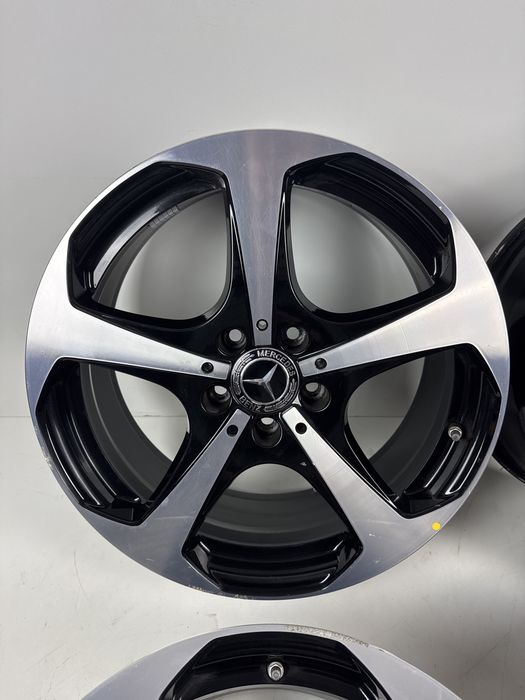 Se vinde set jante originale Mercedes Benz R18 in 2 dimensiuni