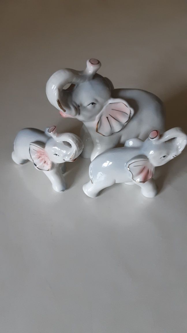 Продам статуэтки слоников