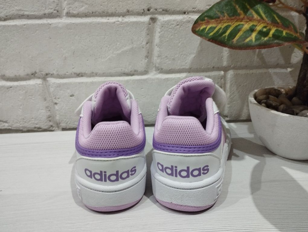 Обувки за момиче Adidas