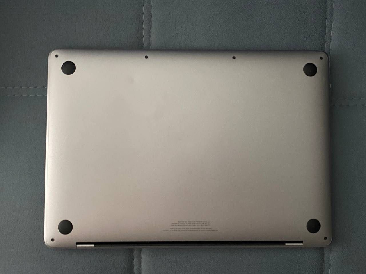MacBook Pro M2 13" (2022)