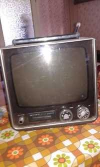 Tv color portabil SONY vechi de colectie in stare de fuctiune