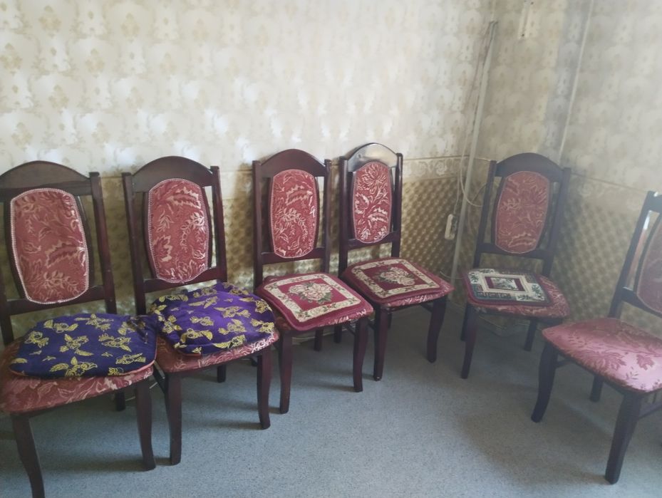 Стол со стульями бу