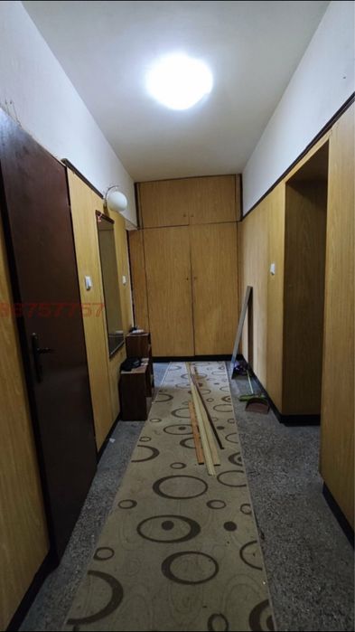 Продава се Четиристаен апартамент в Русе, Възраждане - 90 кв.м за 2000 €/кв.м - Снимка #2