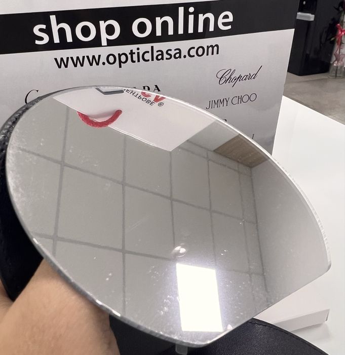 Огледало, травъл вариант