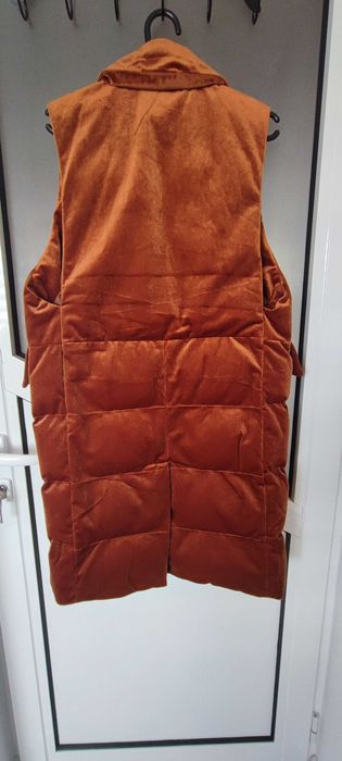 Страхотен елек от кадифе