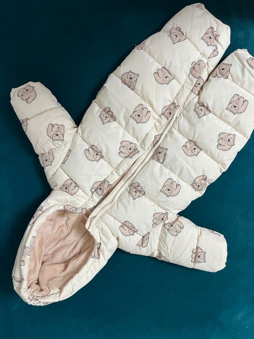 Продам детскую комбинезон осень