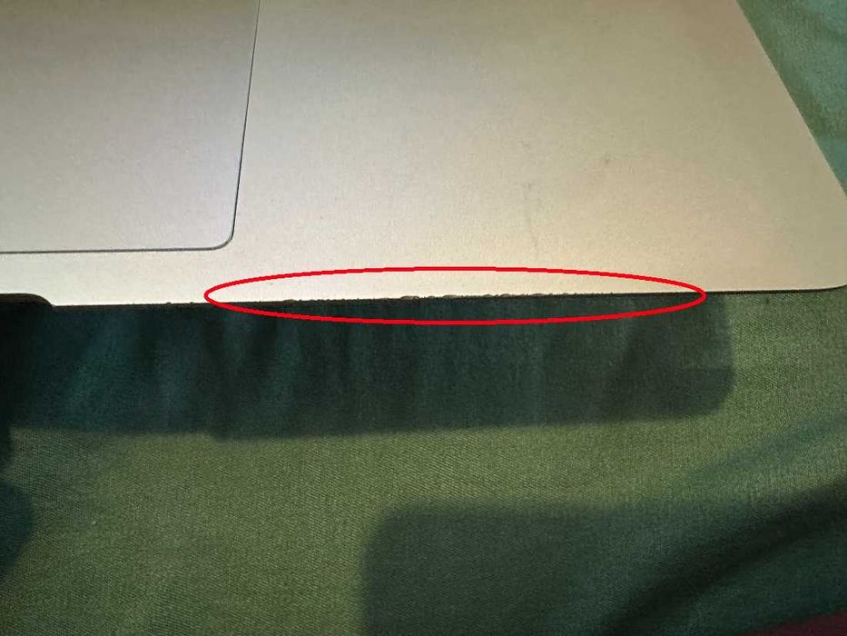 MacBook Air A1466 2015 i5 4GB
