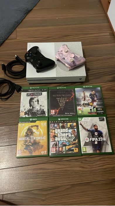 Vand xbox one s in stare foarte buna