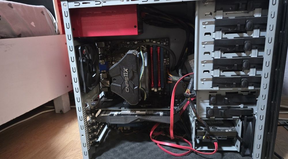 Vând Pc gaming de buget