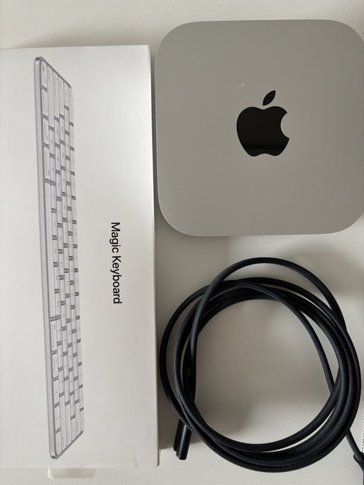 Mac Mini M4 (16/256) + Magic Keyboard