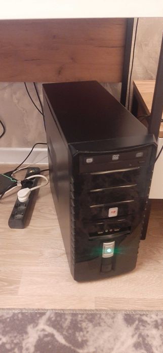 Компьютер и клавиатура