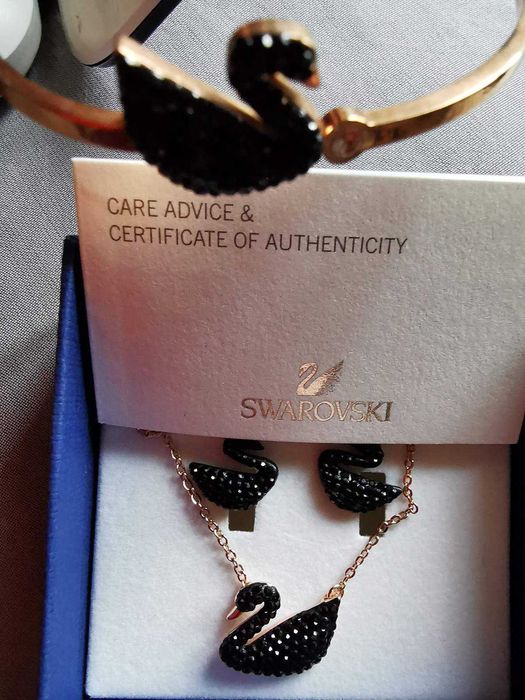 Бижу Swarovski ново