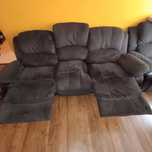 Canapea recliner+fotoliu. Utilizata, arcurile necesita reparatii
