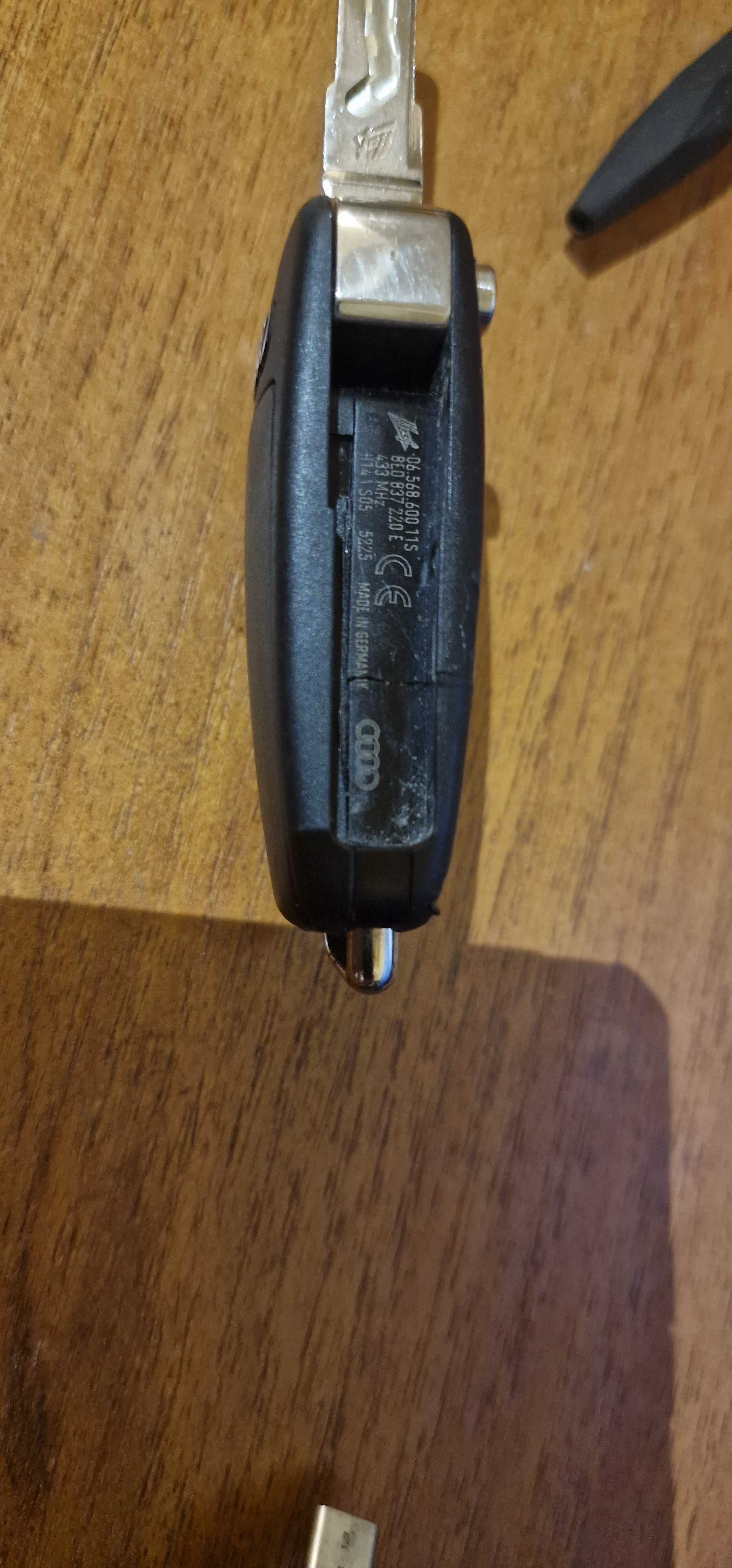 ключ за Audi  с 3 бутона