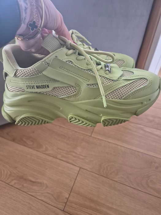 Сникърси Steve Madden