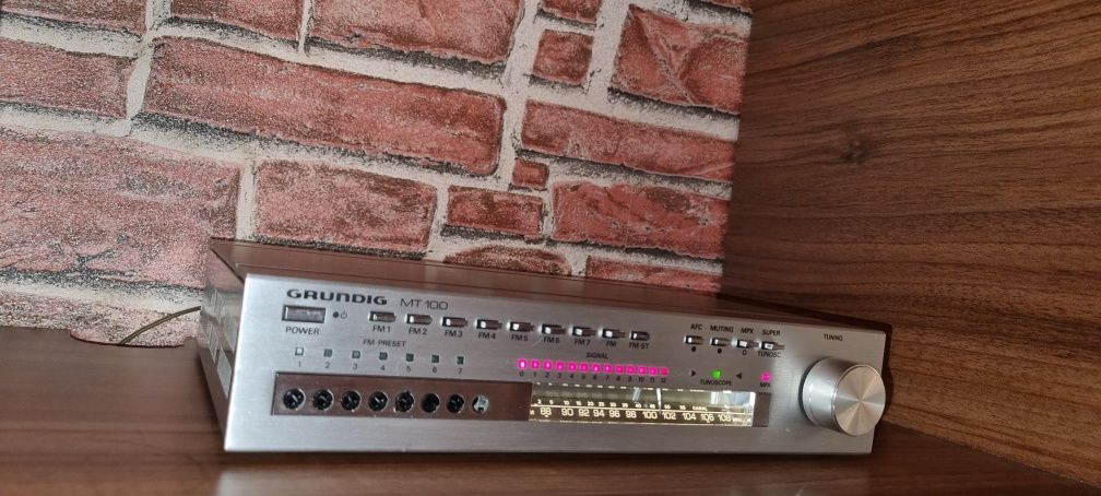 Tuner Grundig mt 100.
