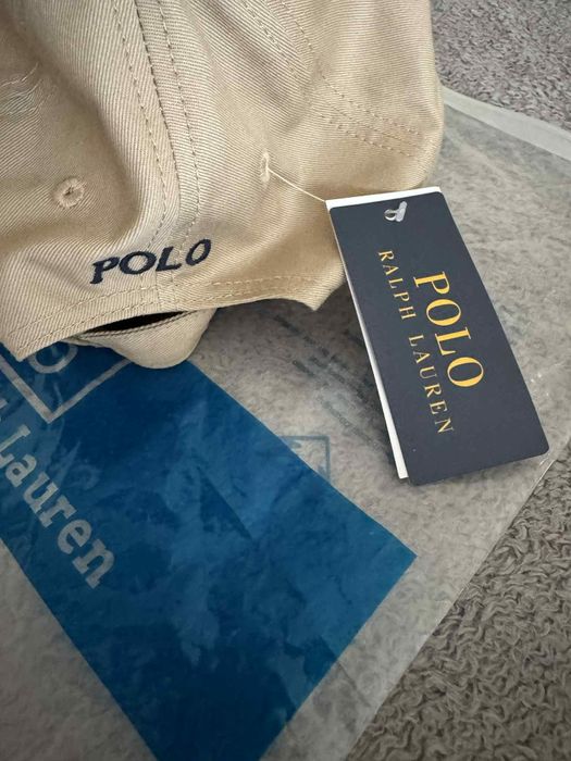 Шапка Ralph Lauren – чисто нова.
Оригинал. Не е носена нито веднъж.