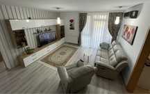 Apartament 3 camere Ared de vanzare