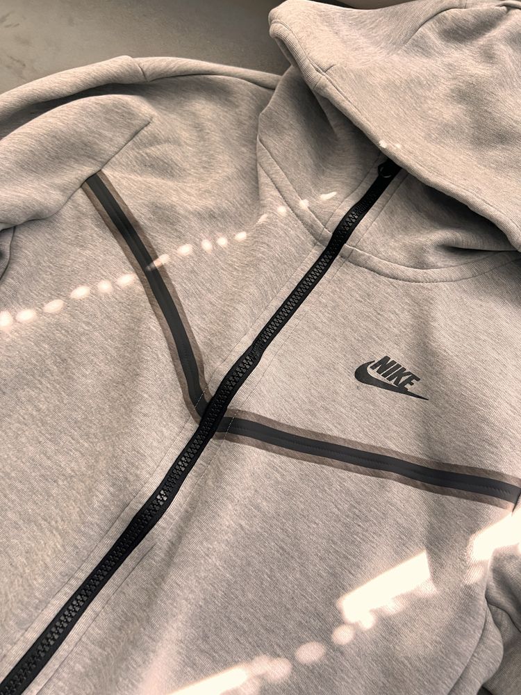 Nike tech fleece
