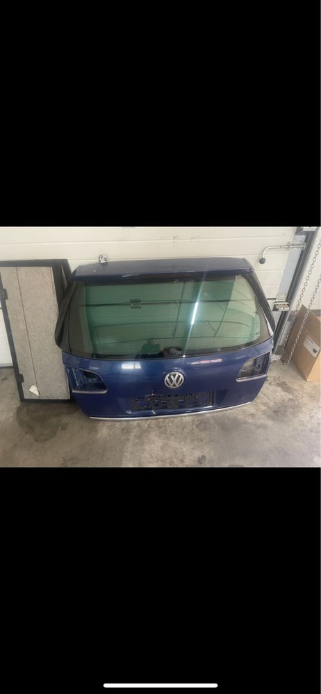 Haion + luneta Volkswagen Passat b6 kombi mic defect