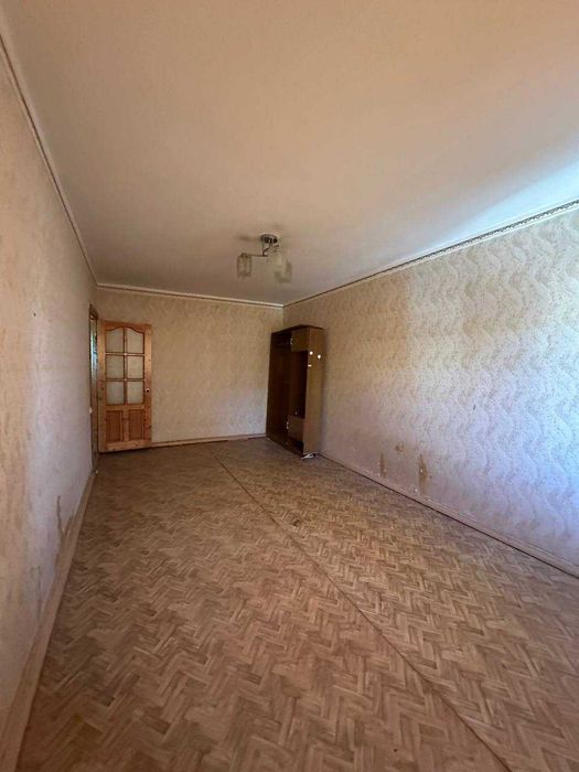 Продаётся 1 комнатная квартира на 3 этаже в центре города