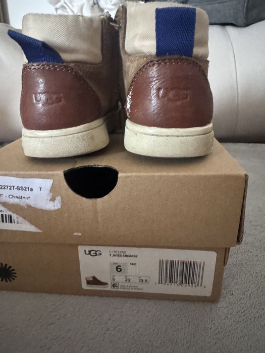 Ghete ugg marimea 22