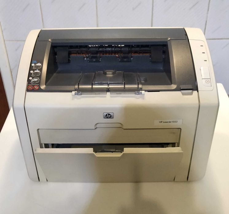 Лазерный принтер HP LaserJet 1022