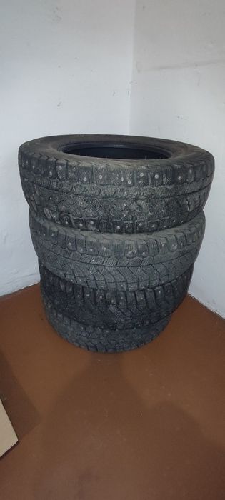 Продам зимнюю резину р13