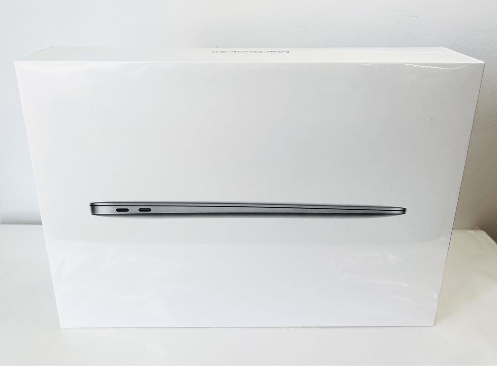 НОВ! Apple MacBook Air 13inch M1 256GB 8RAM Space Gray / Silver
