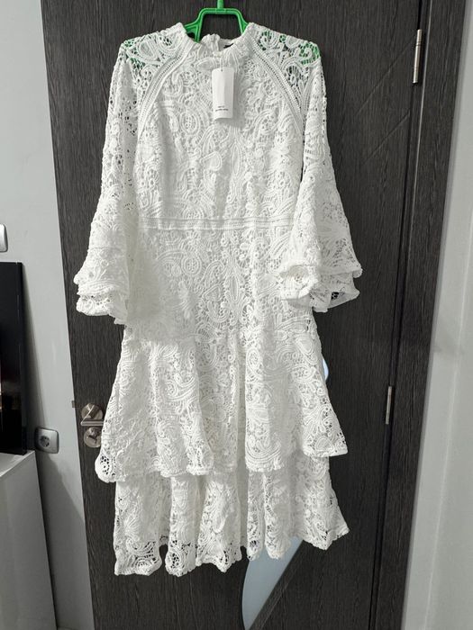 Бяла дантелена рокля Shein