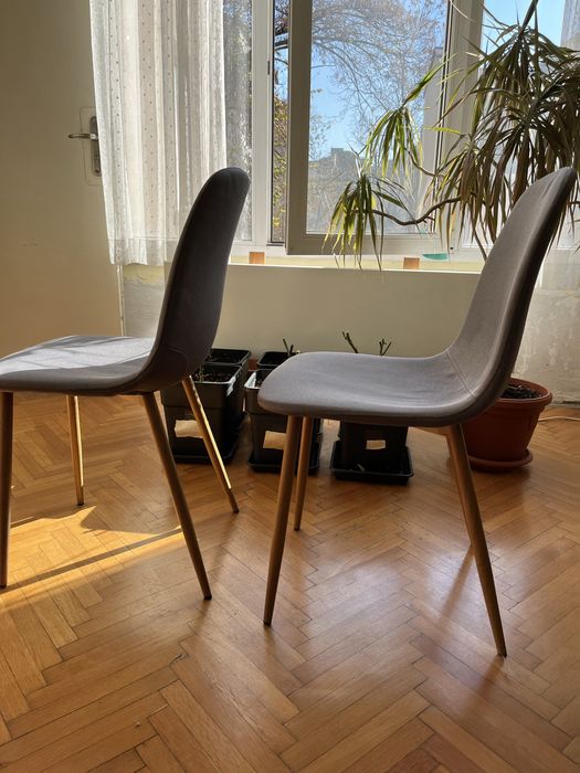 Трапезен стол скандинавски стил