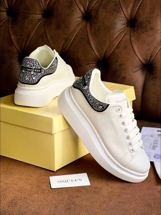 Adidasi dama și barbati