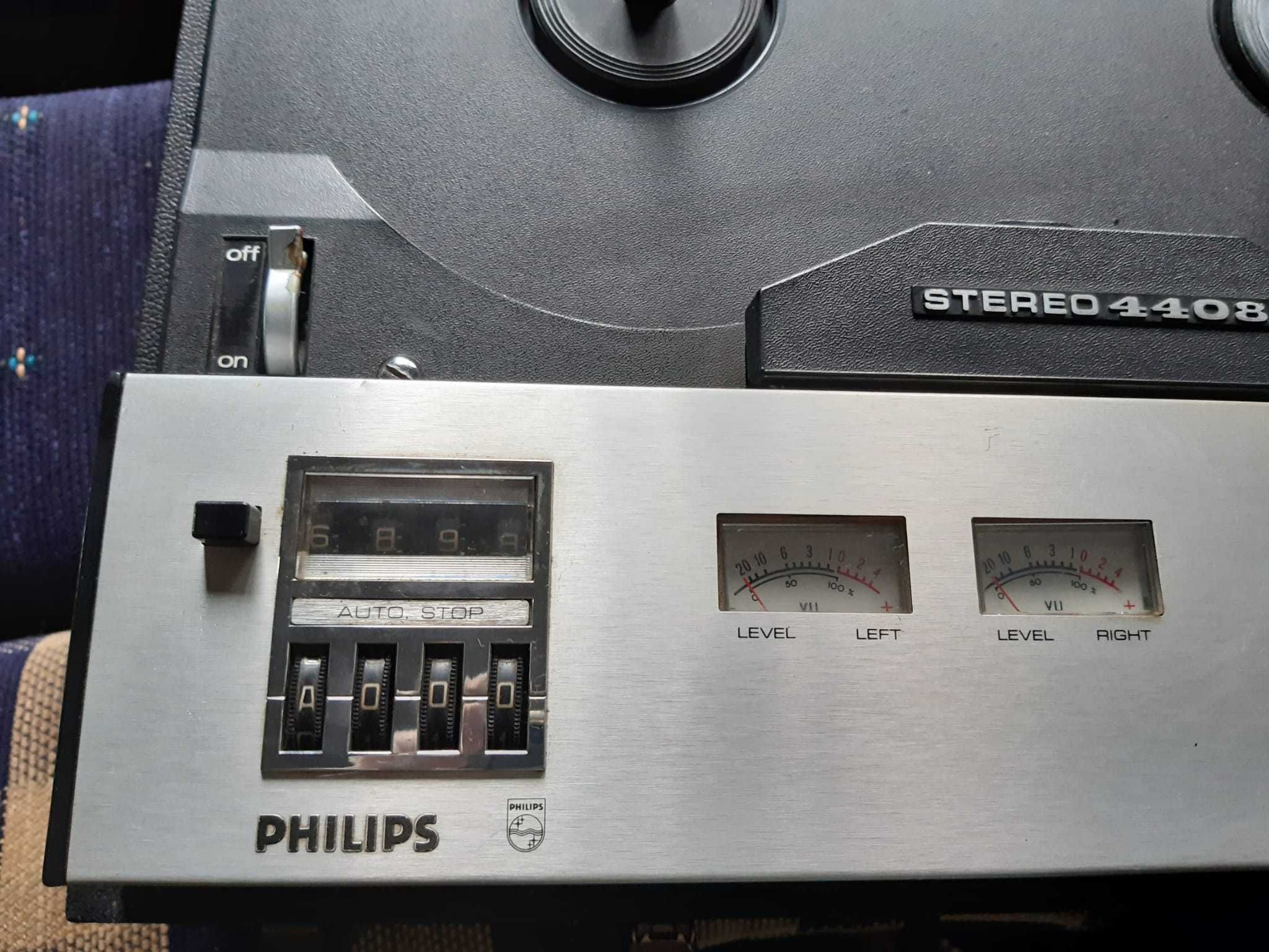 Magnetofon Philips Stereo N 4408 , de colectie , functioneaza perfect