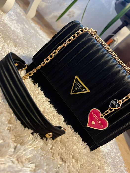 Geanta Guess noua cu eticheta