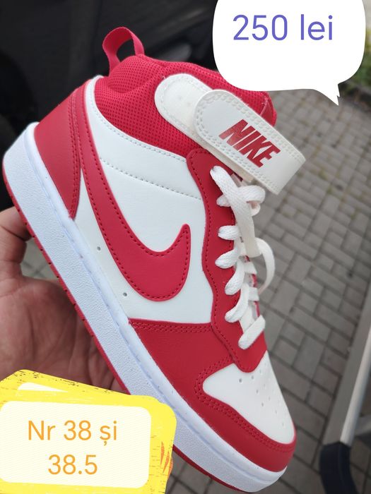 Pantofi sport diferite modele