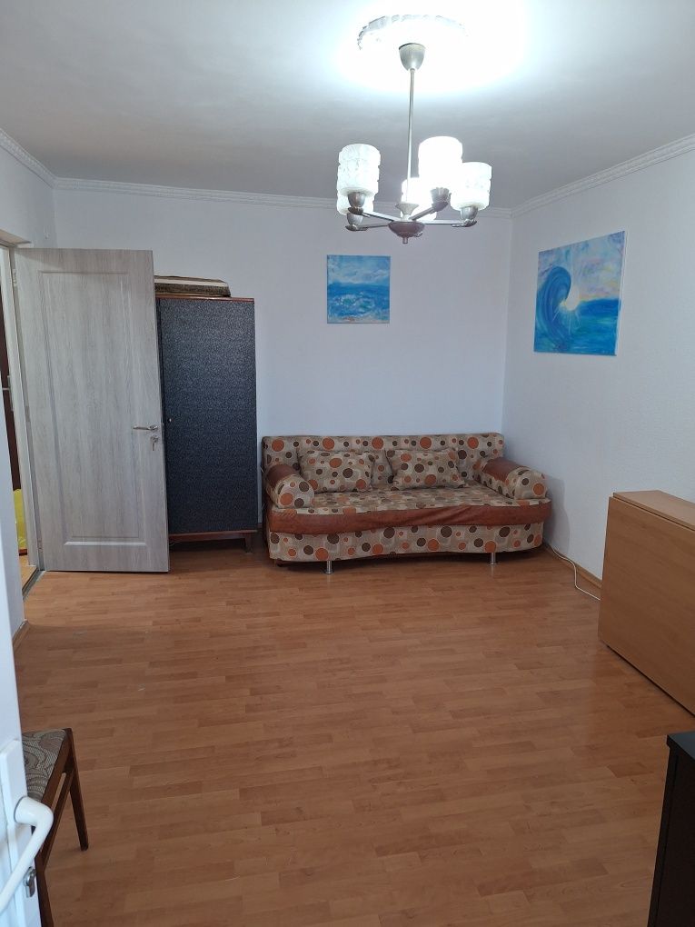 Apartament 2 camere de inchiriat