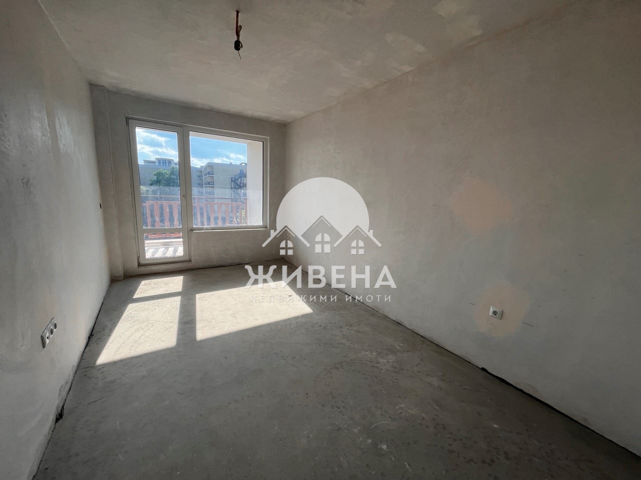 Продава се Двустаен апартамент в к.к. Св.Св. Константин и Елена - 73 кв.м за 1864 €/кв.м - Снимка #1