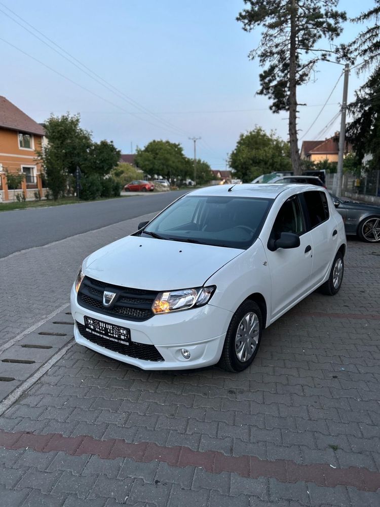 Recent Adus Dacia Sandero