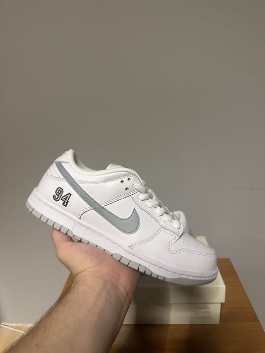 Nike Sb Dunk Low Supreme White