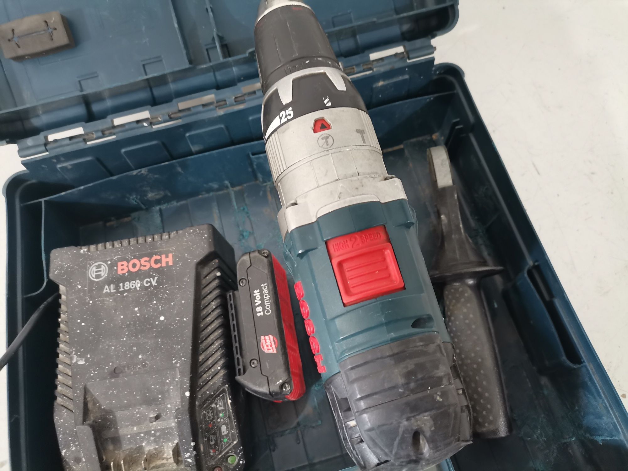 Винтоверт - Bosch 18 V Li-lon - 3