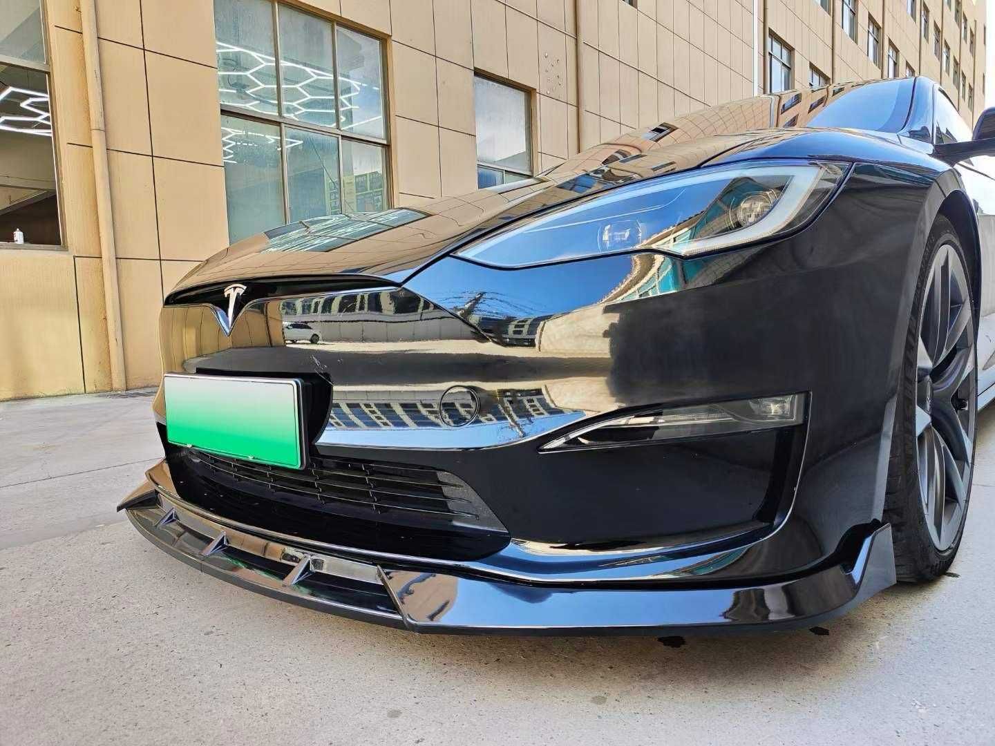 Сплиттер переднего бампера Tesla Model S