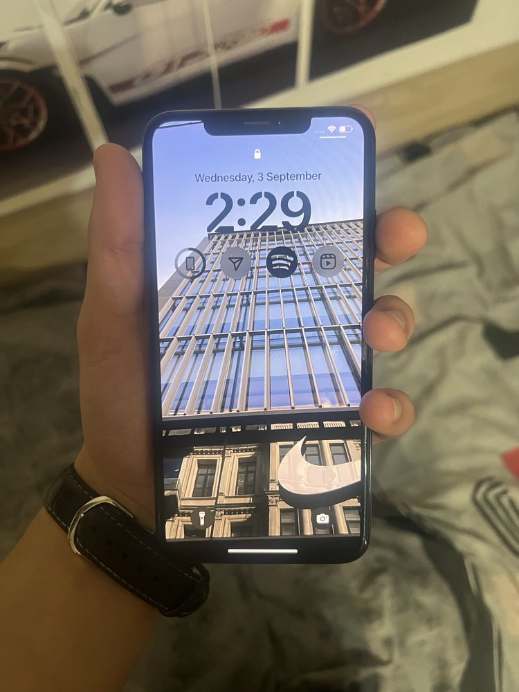 IPhone xs max.
